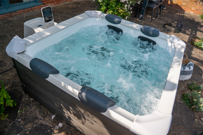 MSPA  OSLO 6-Person Rigid Frame Hot Tub with LED Lighting