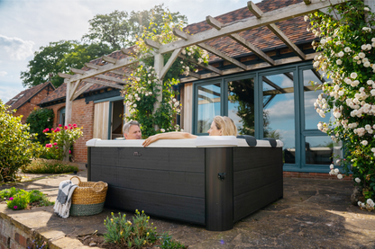 MSPA  OSLO 6-Person Rigid Frame Hot Tub with LED Lighting
