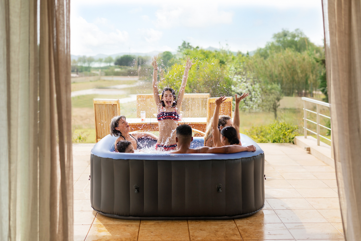 Inflatable Hot Tub Spa for 6 Adults with 132 Air Jets